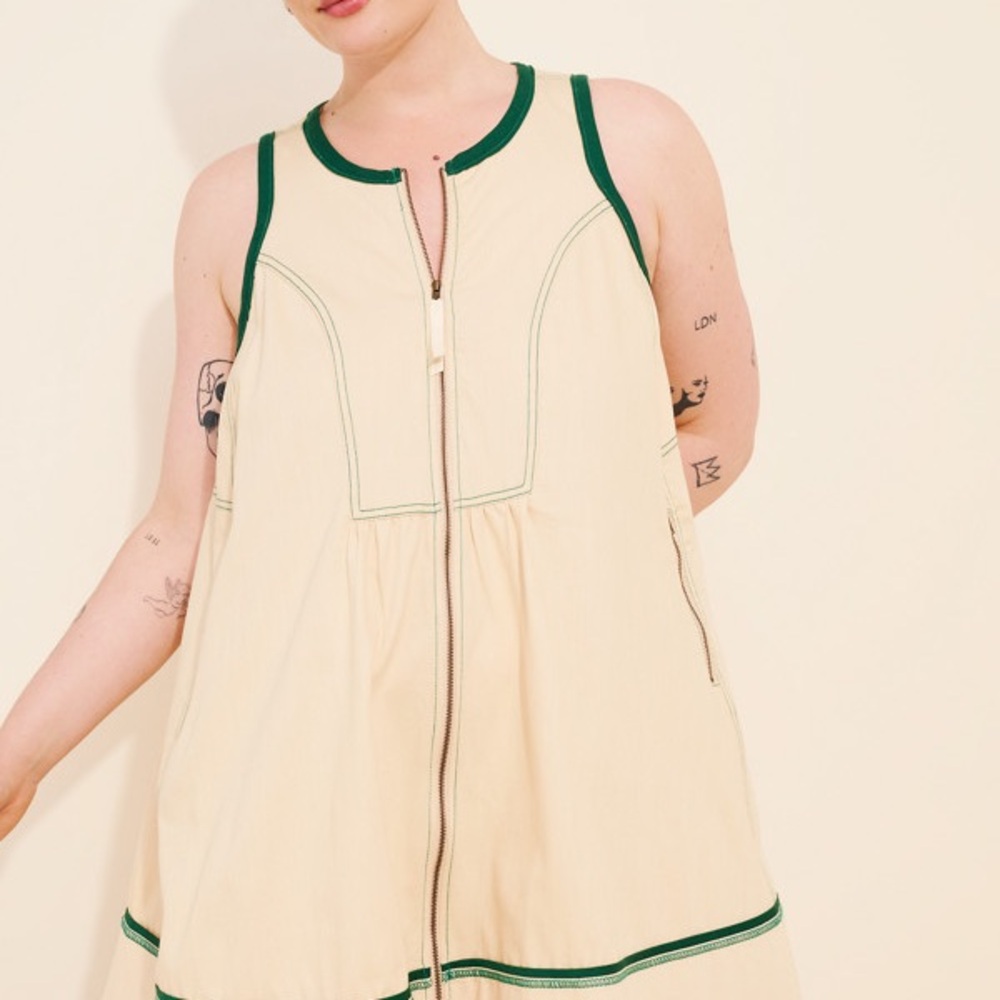 Nwot Pilcro Cream Dress with Dark Green Stitching and Pink Trim - Picture 6 of 10